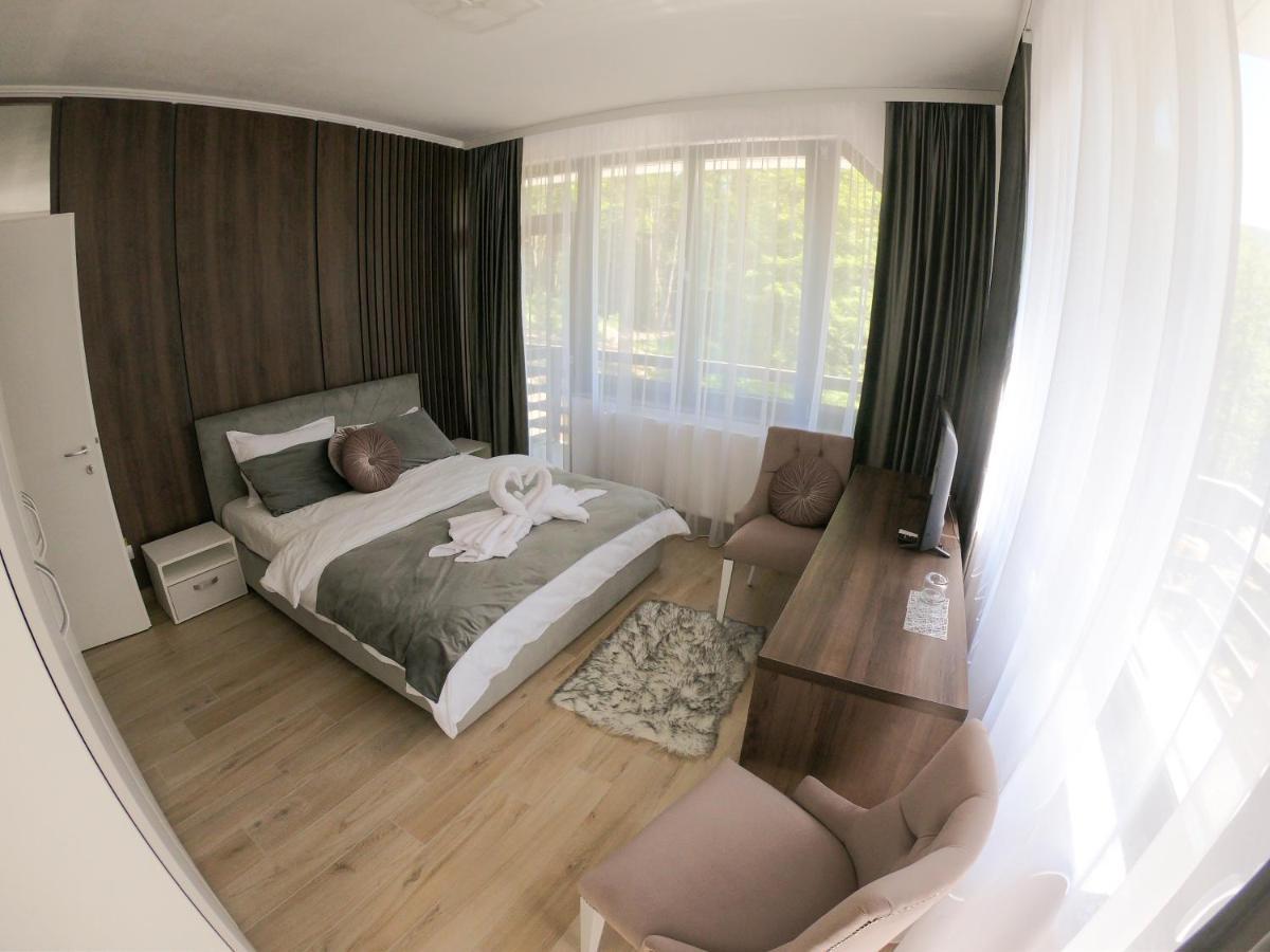 Baile Puturoasa Hotel Vama  ภายนอก รูปภาพ