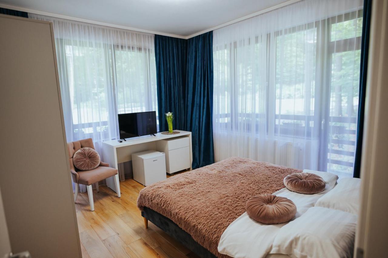 Baile Puturoasa Hotel Vama  ภายนอก รูปภาพ